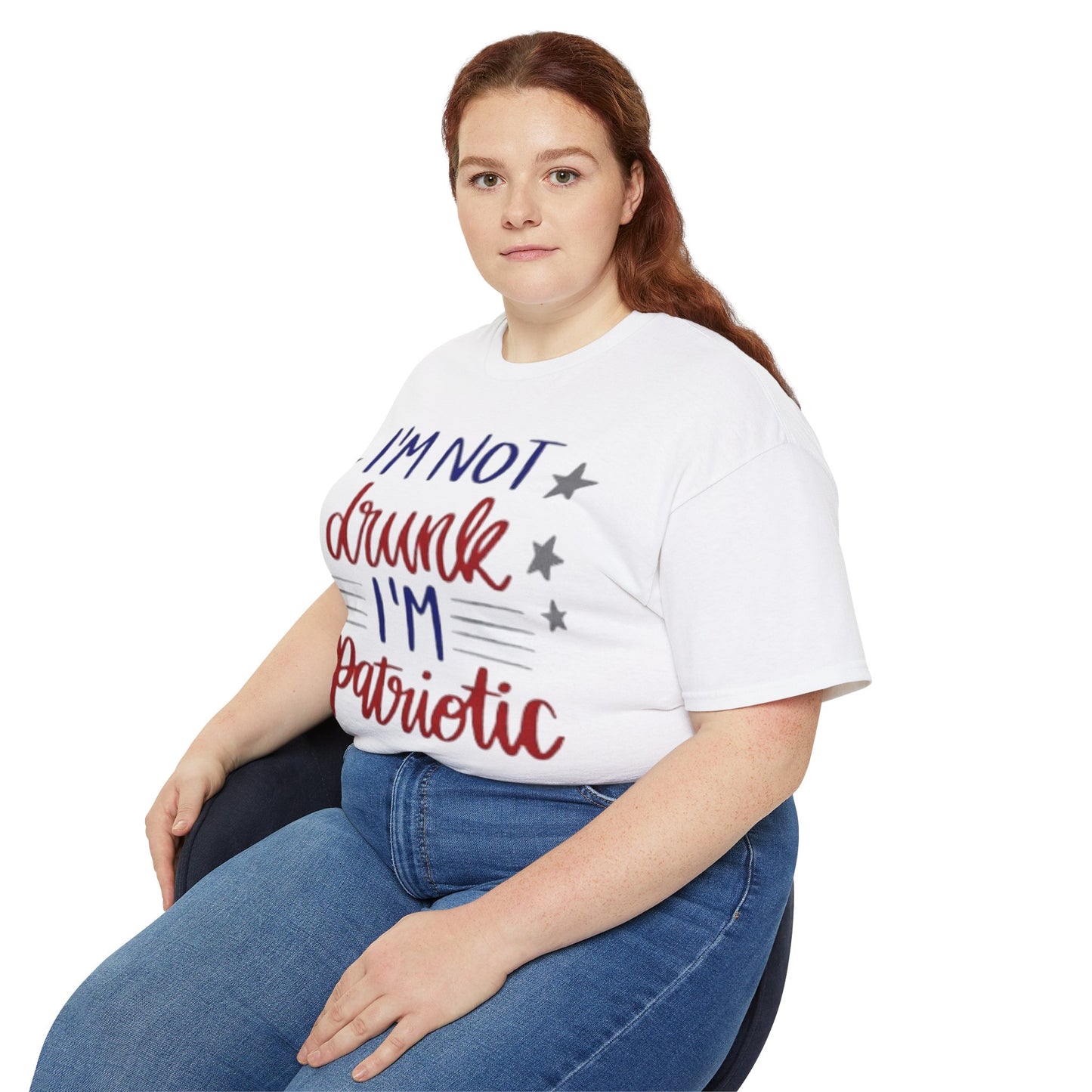 I'M NOT DRUNK, I 'M PATRIOTIC | WOMEN T-SHIRT | FOR GIFT GIVING SEASON | INDEPENDENT, BIRTHDAY, ANNVERSARY AND CHRISTMAS