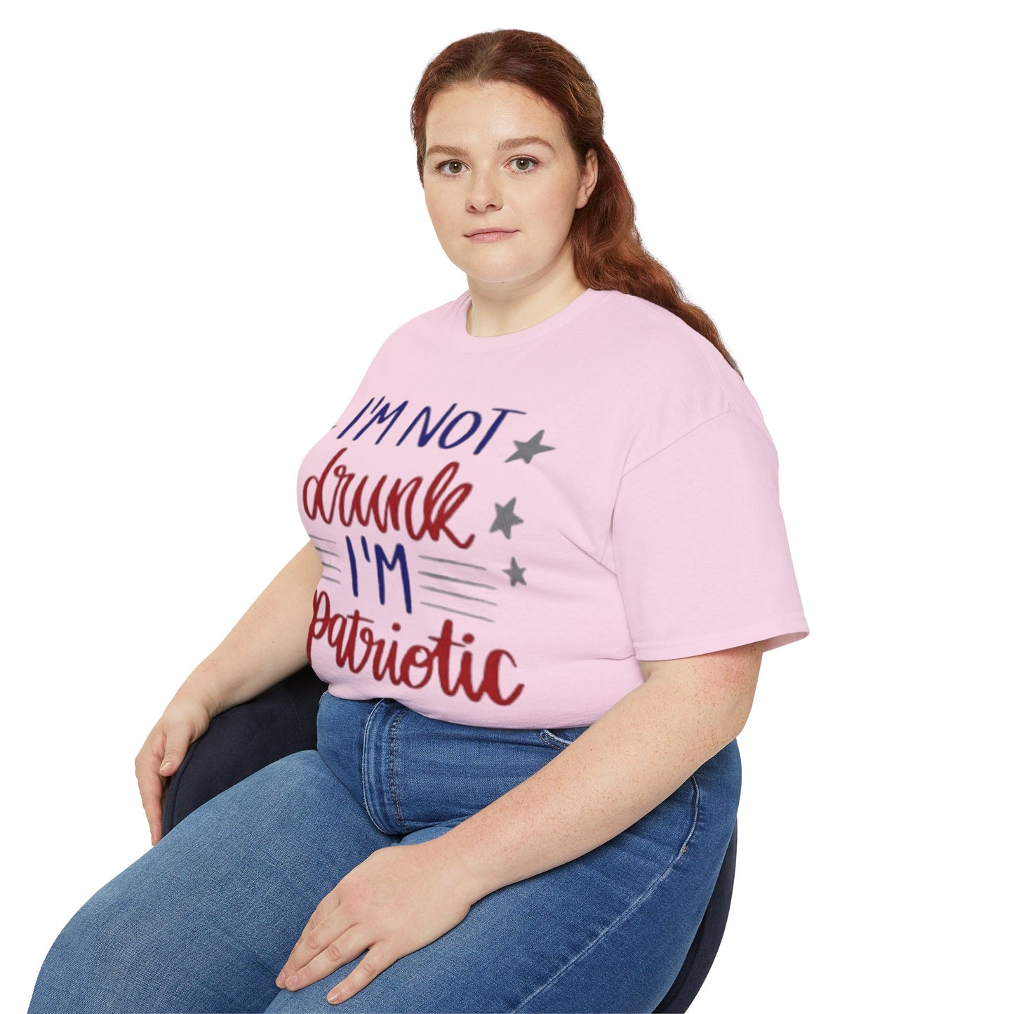 I'M NOT DRUNK, I 'M PATRIOTIC | WOMEN T-SHIRT | FOR GIFT GIVING SEASON | INDEPENDENT, BIRTHDAY, ANNVERSARY AND CHRISTMAS