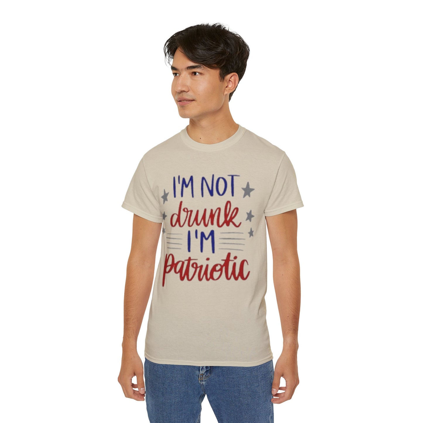 I'M NOT DRUNK, I 'M PATRIOTIC | WOMEN T-SHIRT | FOR GIFT GIVING SEASON | INDEPENDENT, BIRTHDAY, ANNVERSARY AND CHRISTMAS